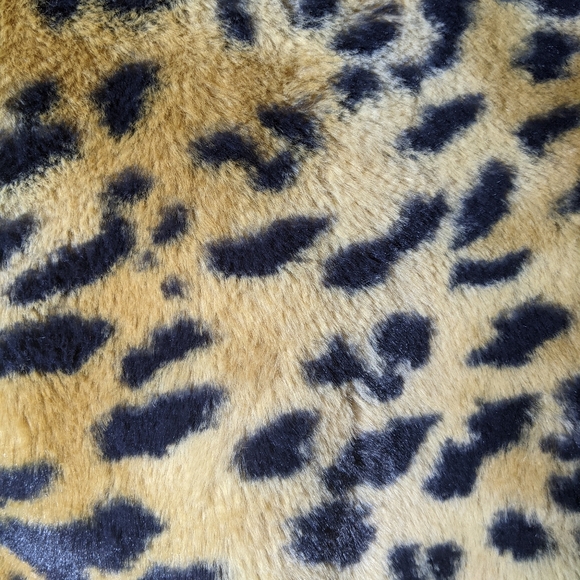 NWT Cheetah Faux Fur Bomber Jacket - Picture 9 of 9